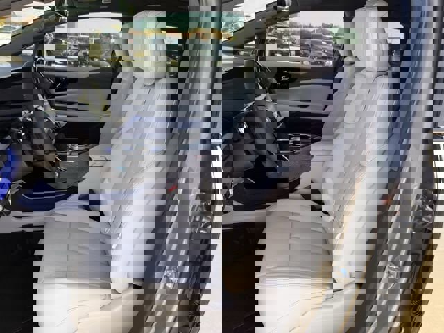 New 2026 Cadillac Optiq Luxury 2 image 21