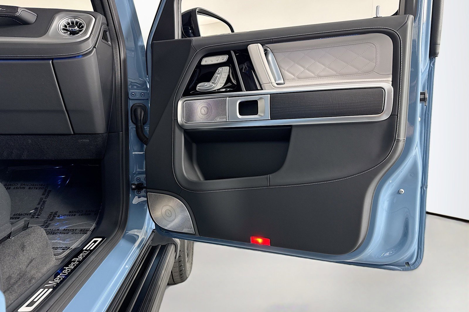 New 2026 Mercedes-Benz G 550 image 23