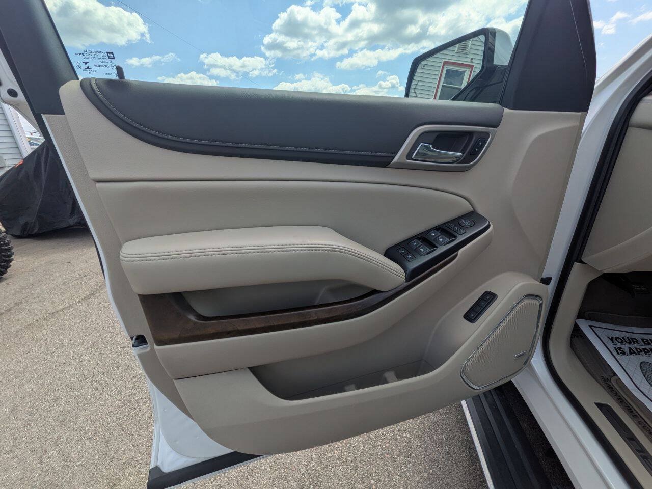 Used 2019 GMC Yukon XL Denali w/ Denali Ultimate Package AWD/4WD image 17
