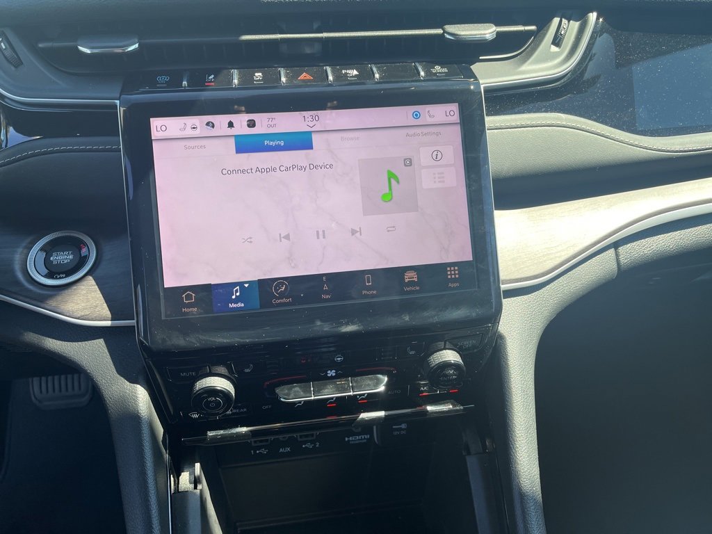 Used 2023 Jeep Grand Cherokee 4WD 4xe image 18