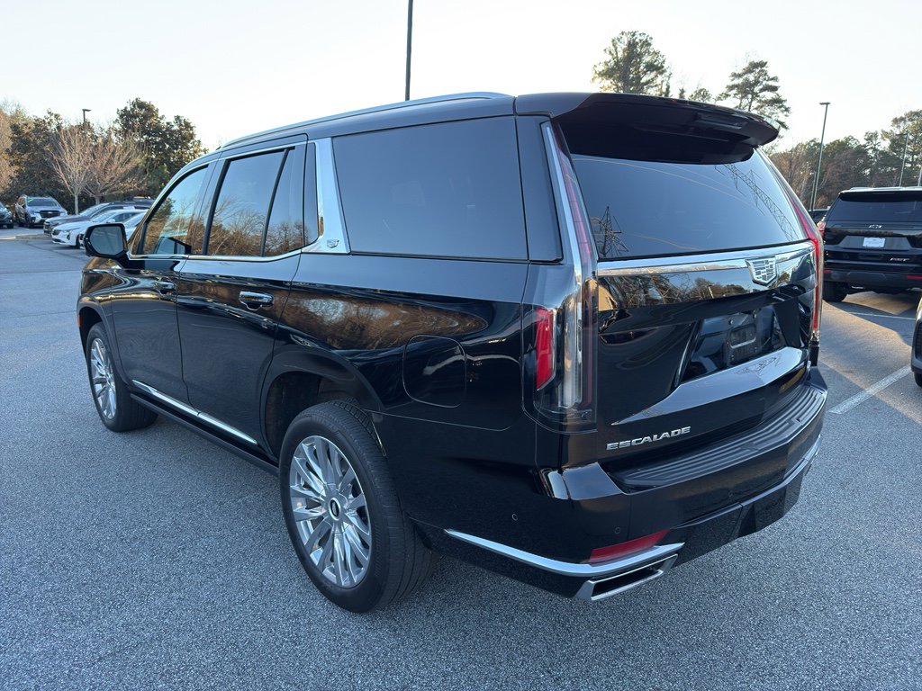 Used 2023 Cadillac Escalade Premium Luxury w/ Performance Package image 7