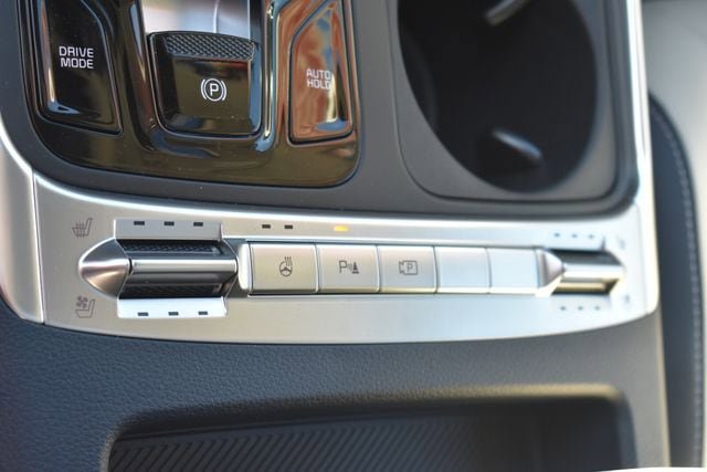 New 2026 Kia Carnival SX Prestige FWD image 31