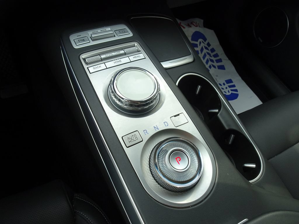 Used 2022 Genesis GV70 2.5T w/ Select Package AWD/4WD image 20