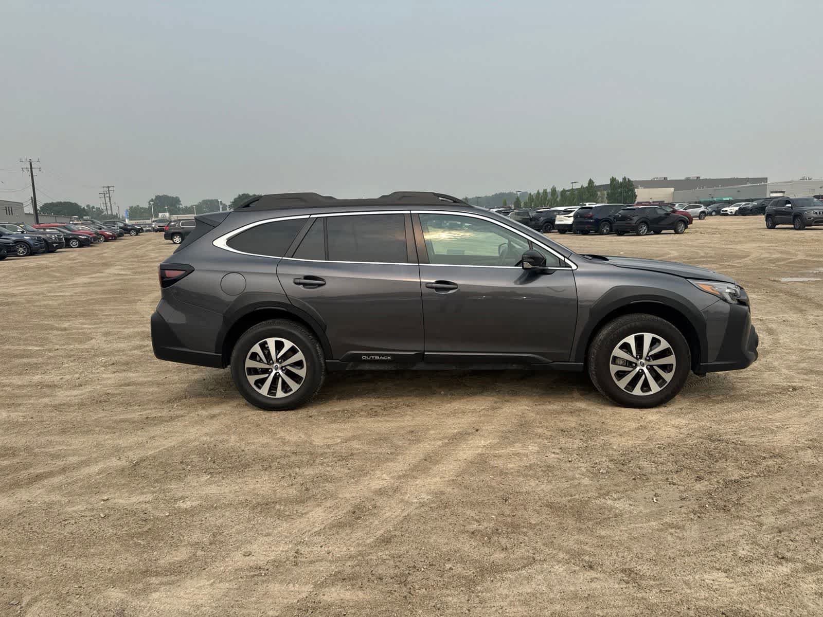 Used 2025 Subaru Outback Premium AWD/4WD image 6