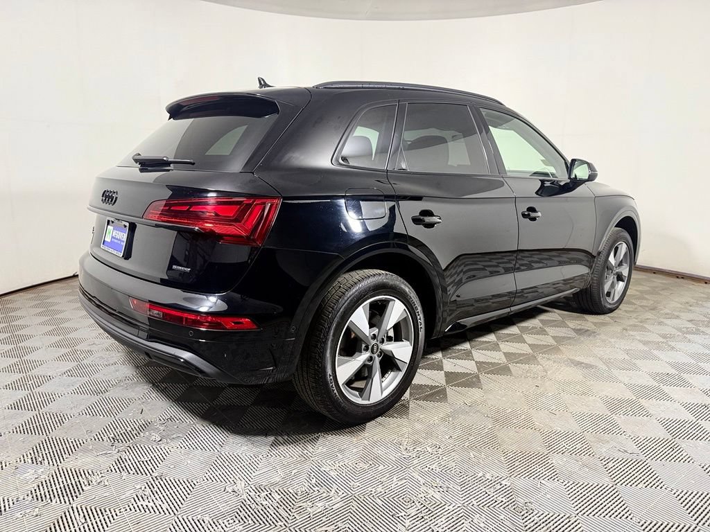 Used 2025 Audi Q5 Prestige w/ Prestige Package AWD/4WD image 7