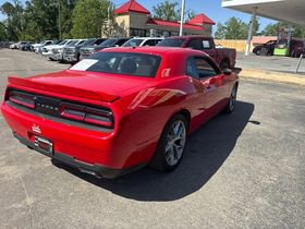 Used 2022 Dodge Challenger GT RWD image 5