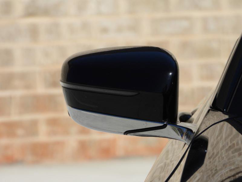 Used 2021 BMW 740i w/ Premium Package image 35