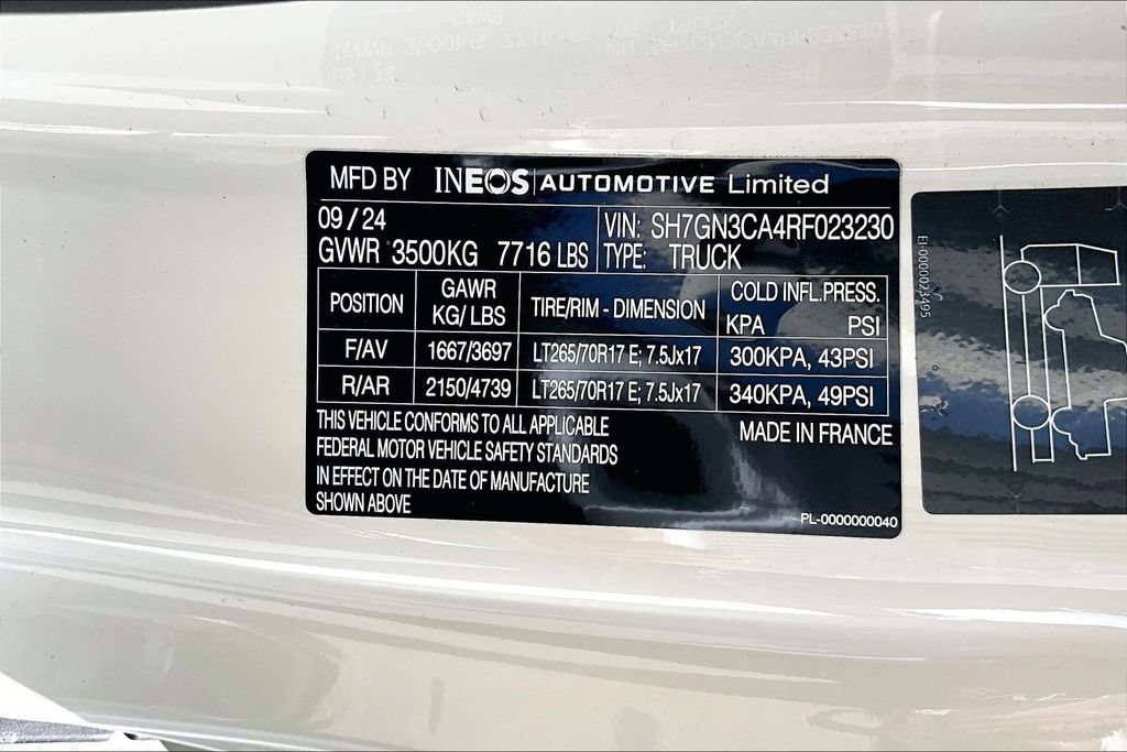 Used 2024 INEOS Grenadier AWD/4WD image 18