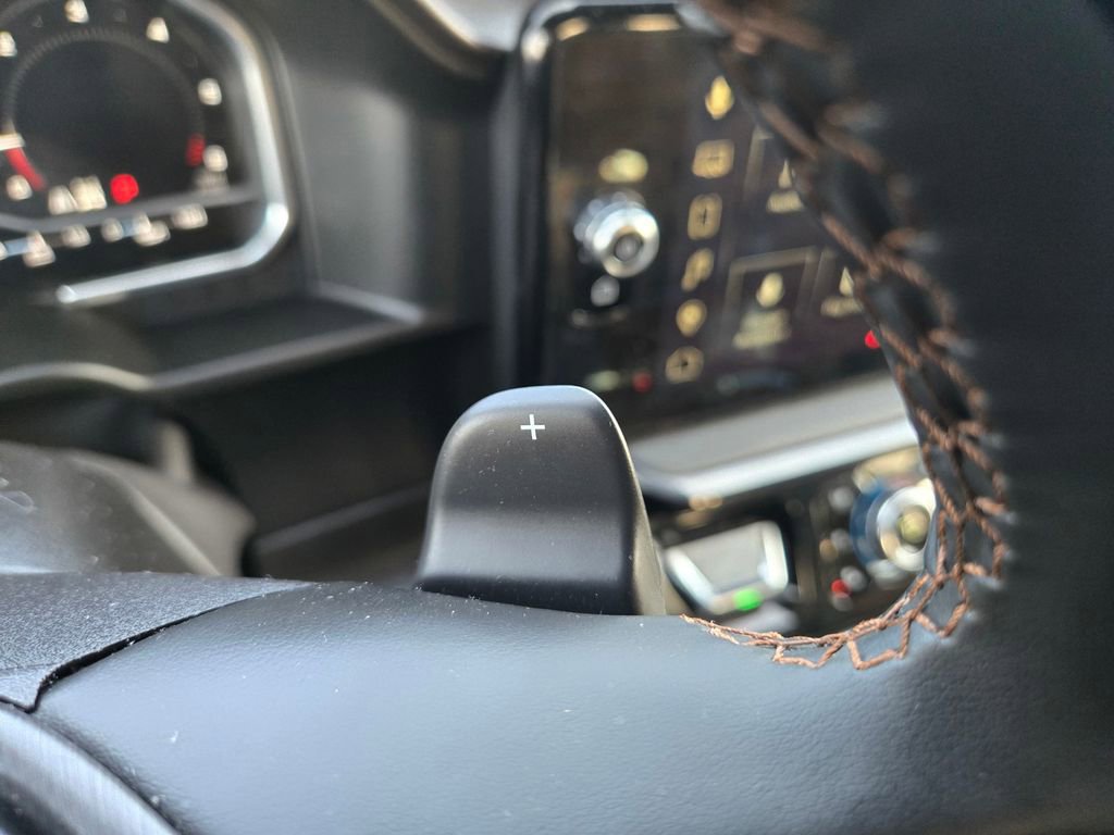 Used 2025 GMC Sierra 1500 AT4 w/ AT4 Preferred Package image 18