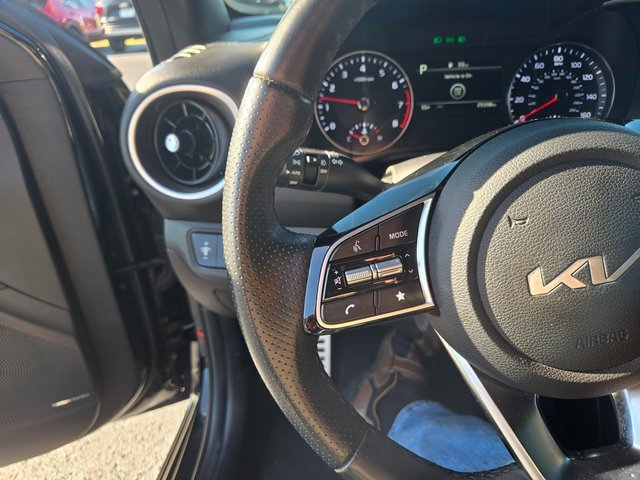 Used 2024 Kia Forte GT-Line w/ GT-Line Premium Package image 15