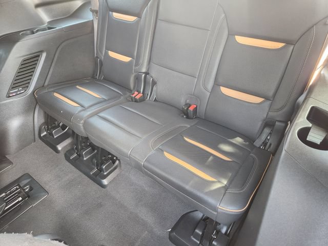 Used 2024 GMC Yukon AT4 w/ Technology Package AWD/4WD image 30