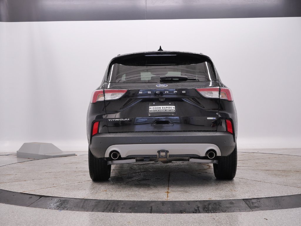 Used 2020 Ford Escape Titanium AWD/4WD image 4