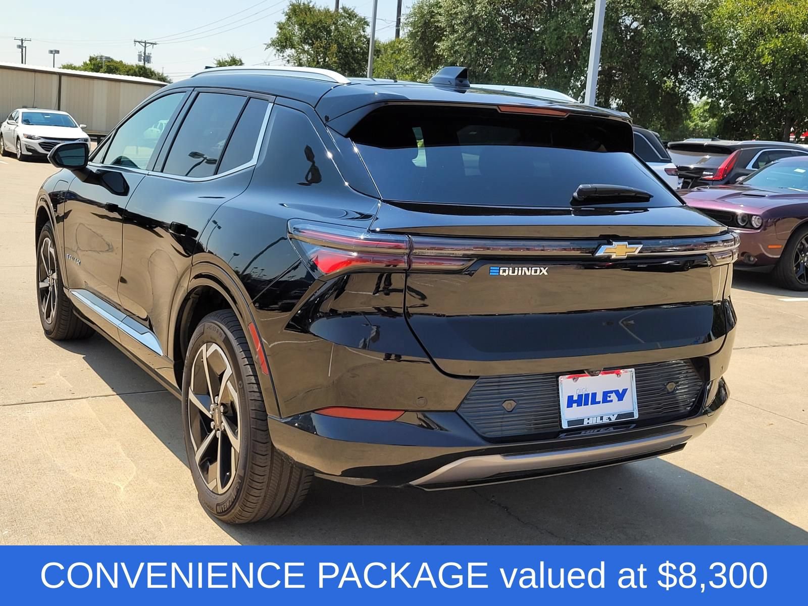 Used 2025 Chevrolet Equinox EV LT w/ Convenience Package FWD image 3