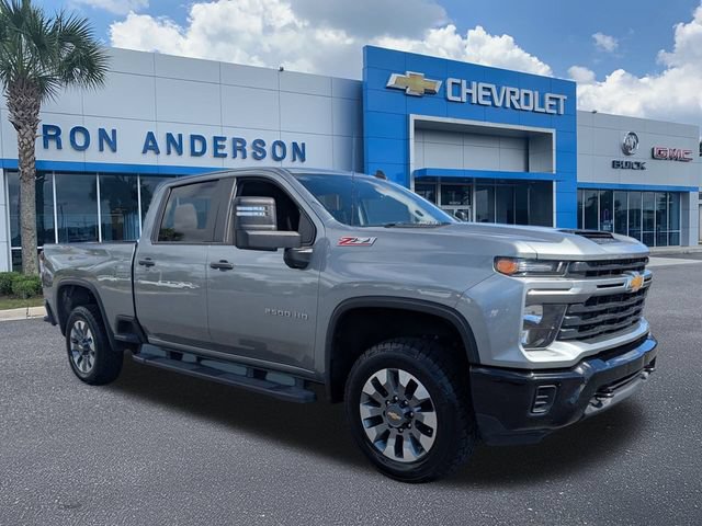 Used 2024 Chevrolet Silverado 2500 Custom w/ Custom Value Package AWD/4WD image 1