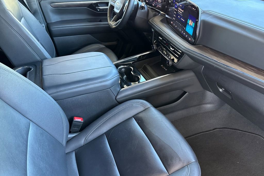 Used 2025 Chevrolet Tahoe LT image 26