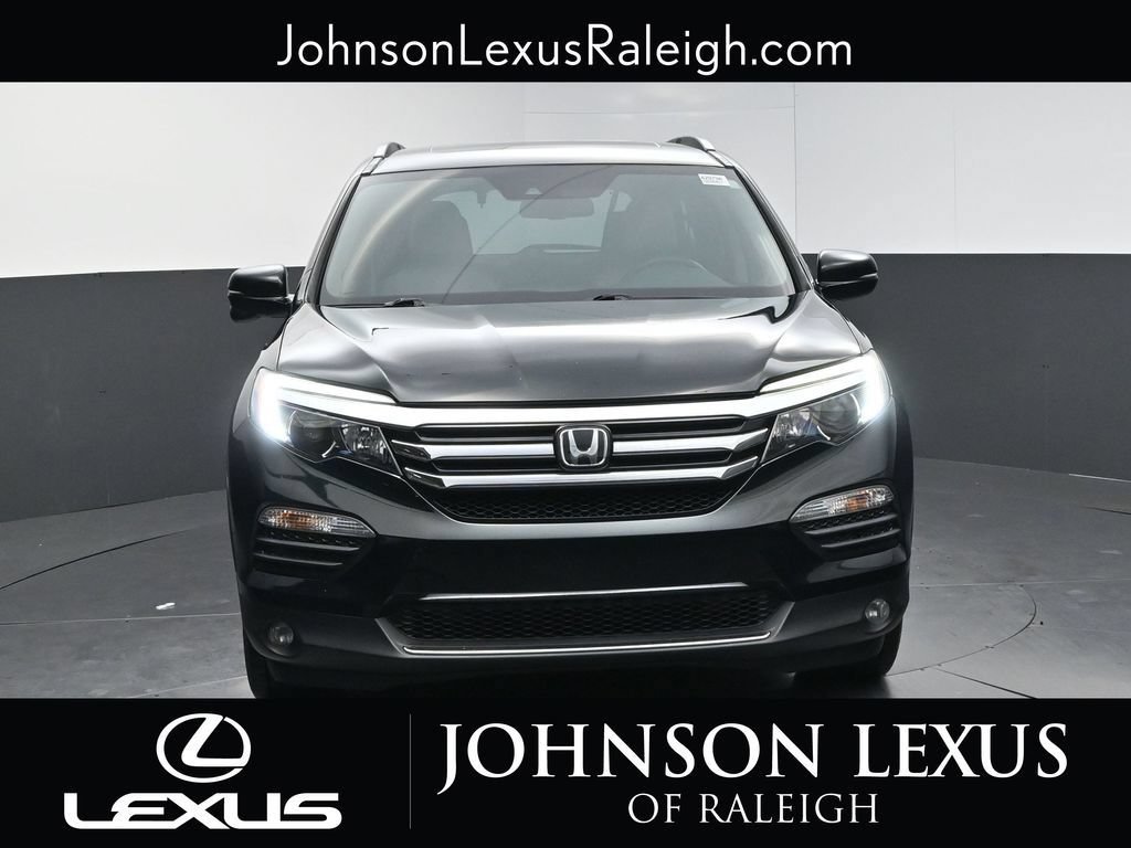 Used 2016 Honda Pilot Touring image 4