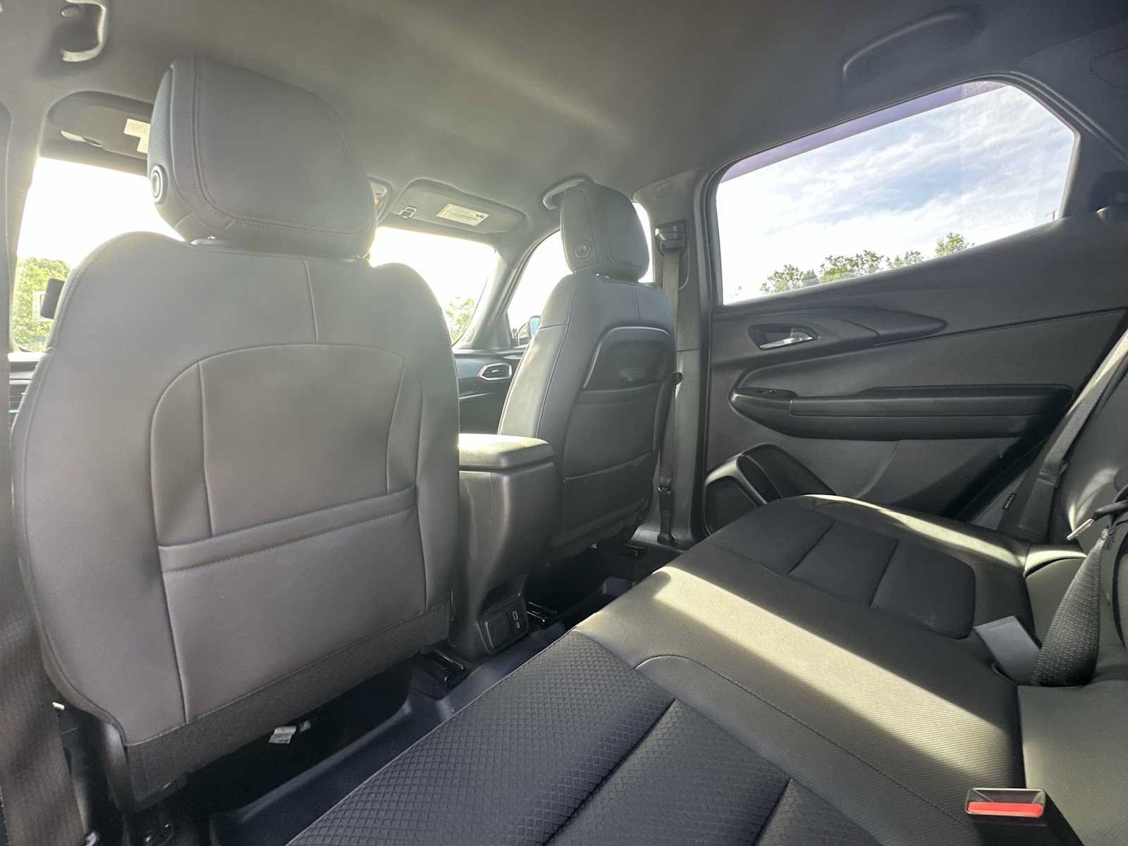 Certified 2023 Chevrolet TrailBlazer RS w/ Convenience Package AWD/4WD image 26