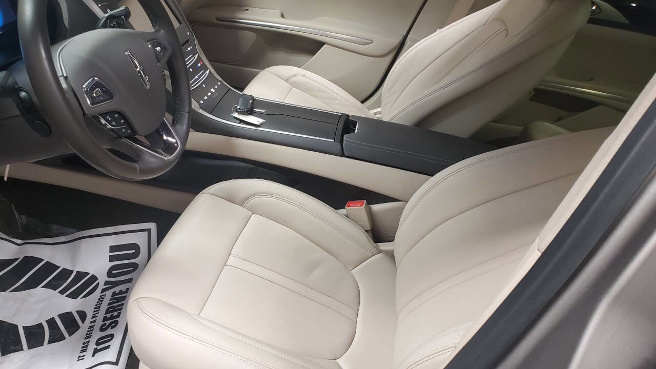 Used 2016 Lincoln MKZ Hybrid w/ Equipment Group 500A Select image 4