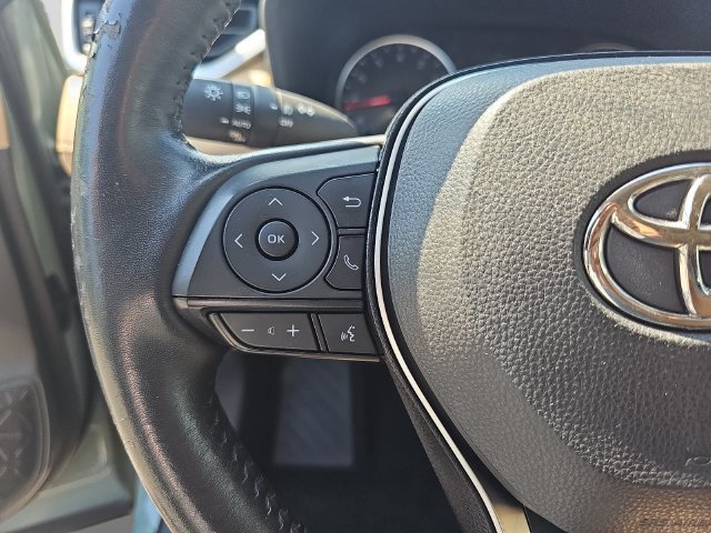 Used 2021 Toyota RAV4 XLE Premium FWD image 19