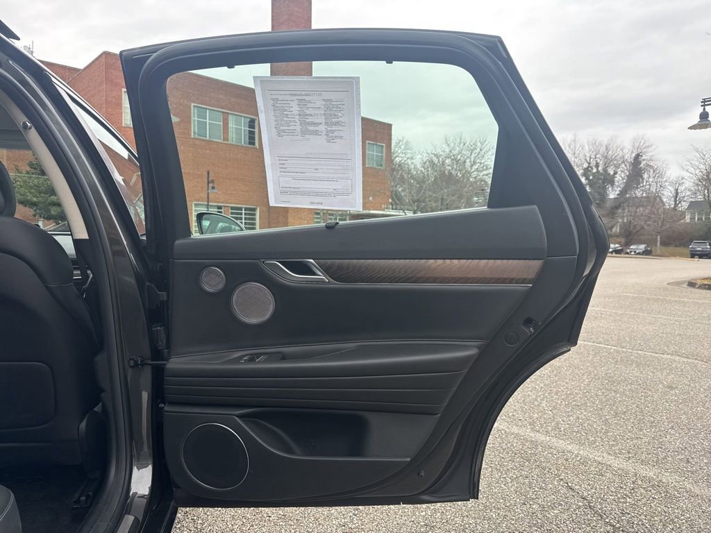 Used 2023 Genesis G80 2.5T w/ Advanced Package image 32