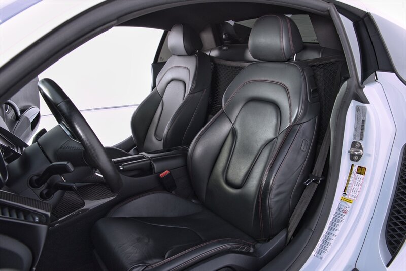 Used 2012 Audi R8 V10 AWD/4WD image 16