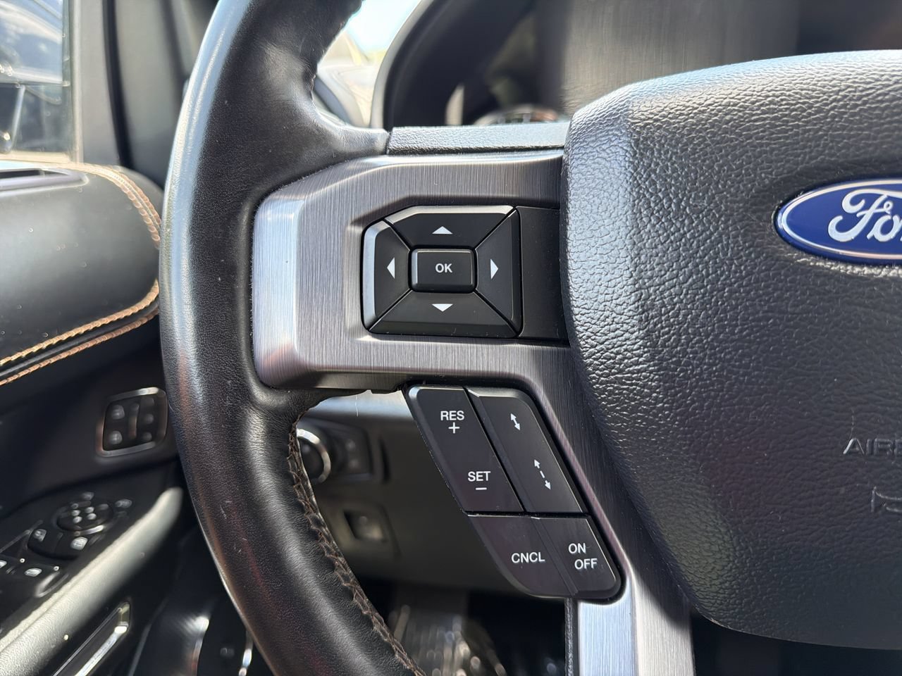 Used 2021 Ford Expedition Max Platinum AWD/4WD image 30