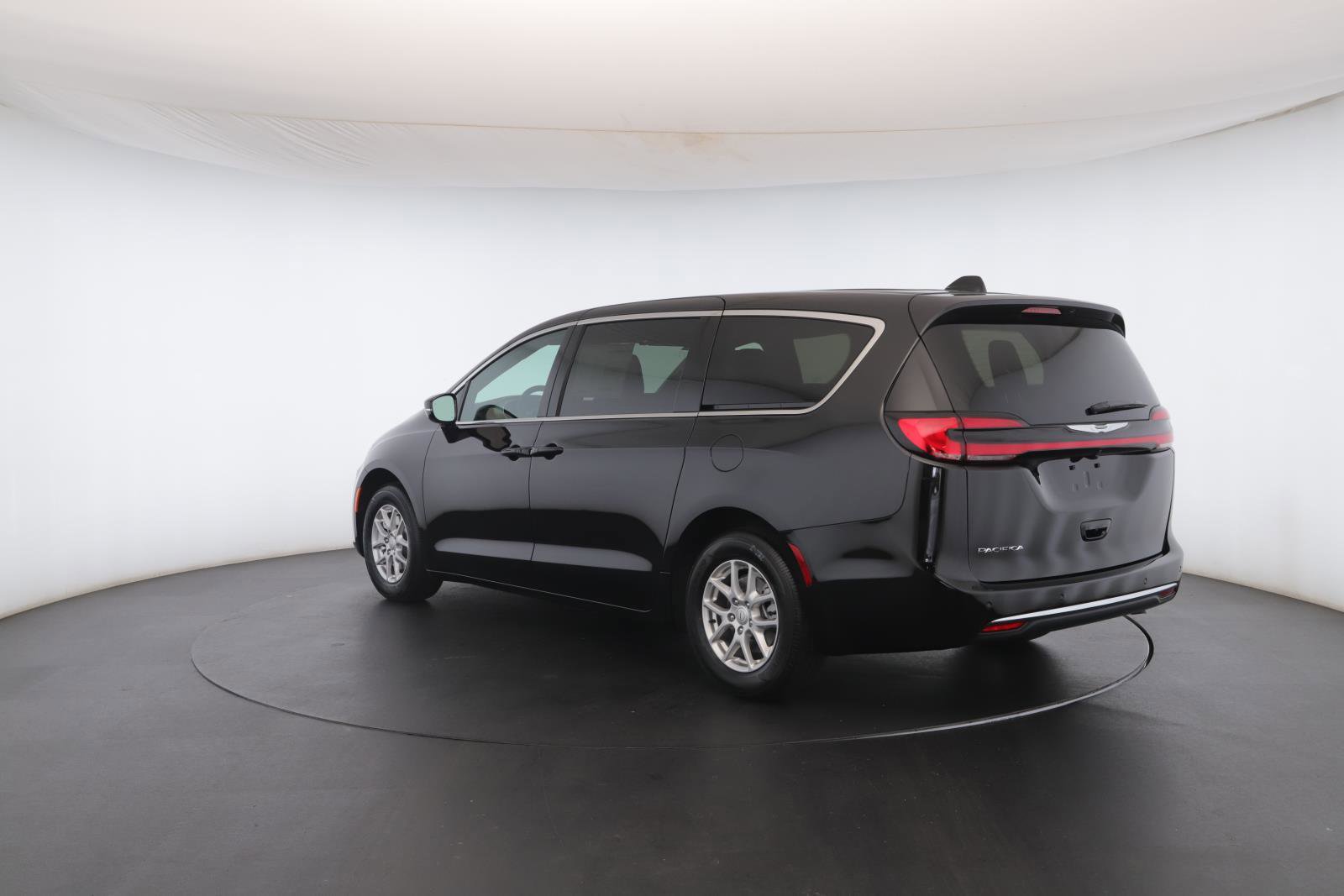 New 2026 Chrysler Pacifica Select image 22