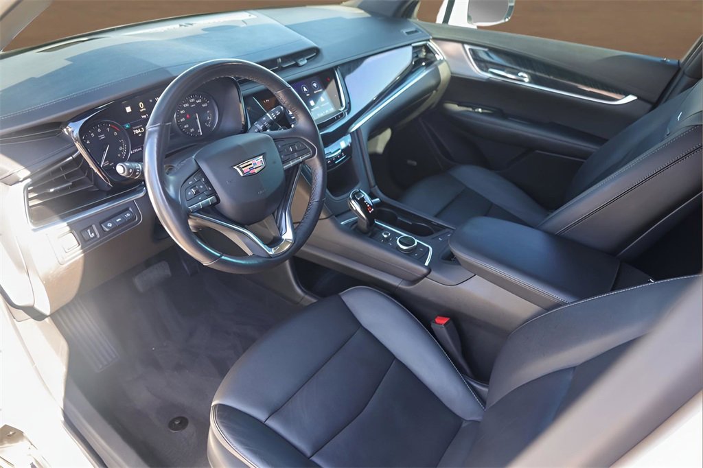 Certified 2023 Cadillac XT6 Premium Luxury w/ Technology Package image 10