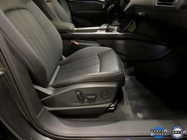 Used 2024 Audi Q8 e-tron Premium Plus image 88