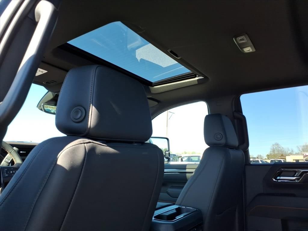 New 2026 GMC Sierra 2500 AT4 w/ AT4 Premium Plus Package image 16