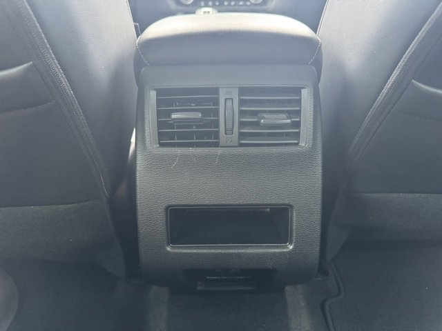 Used 2023 Mitsubishi Outlander SE image 15