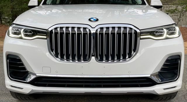 Used 2020 BMW X7 xDrive40i w/ Cold Weather Package AWD/4WD image 11