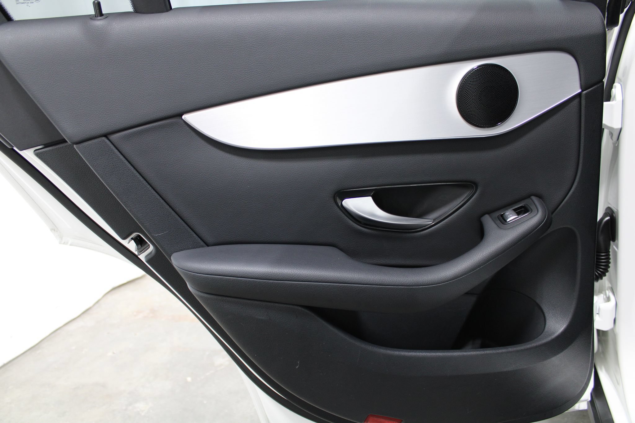Used 2021 Mercedes-Benz GLC 300 image 15