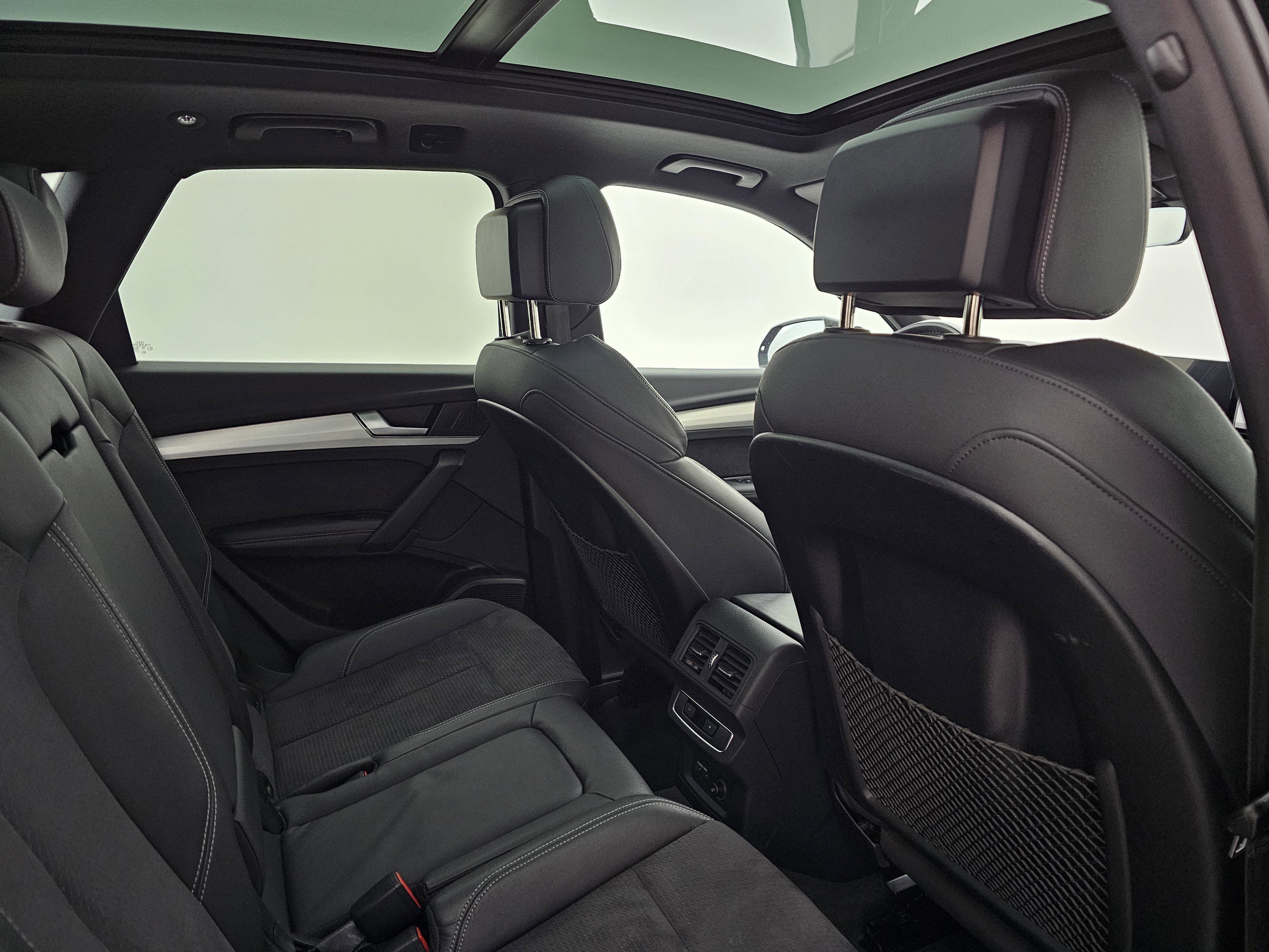 Used 2023 Audi Q5 e Premium Plus w/ Premium Plus Package image 27