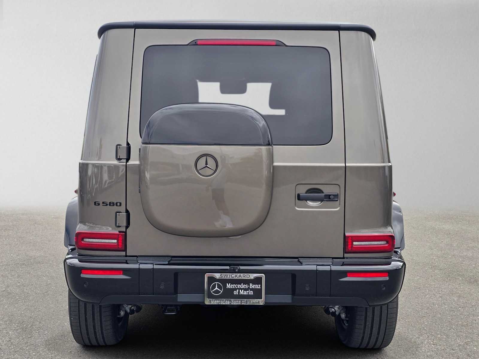 New 2027 Mercedes-Benz G 580 e image 4