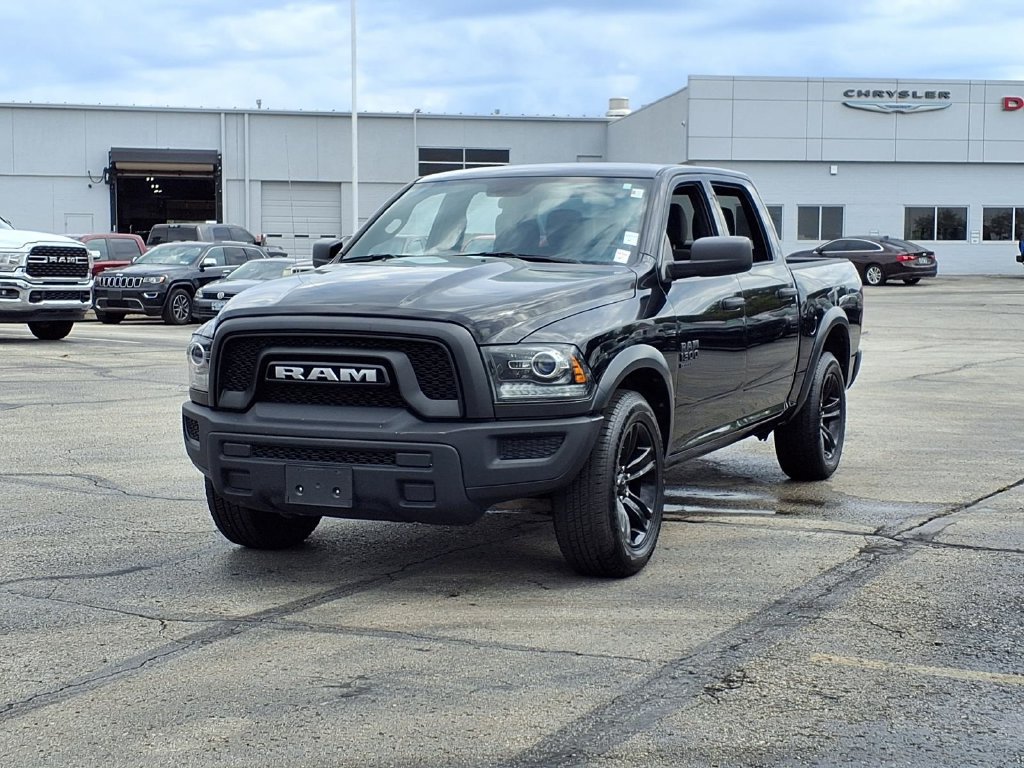 Used 2024 RAM 1500 Warlock RWD image 2