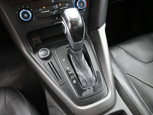 Used 2015 Ford Focus SE w/ Equipment Group 201A image 29