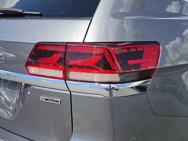 Used 2022 Volkswagen Atlas SEL R-Line AWD/4WD image 19