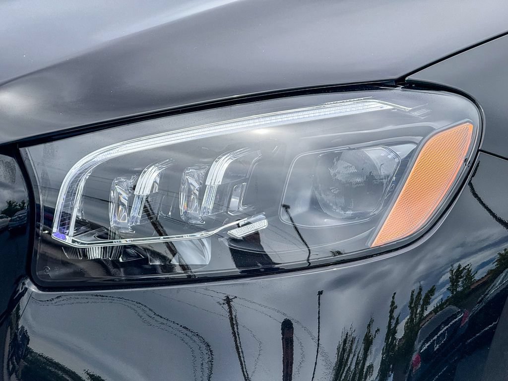 New 2026 Mercedes-Benz GLS 450 4MATIC image 2