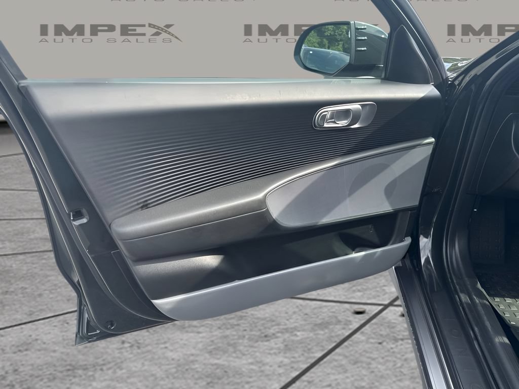 Used 2024 Hyundai Ioniq 6 SE AWD/4WD image 15