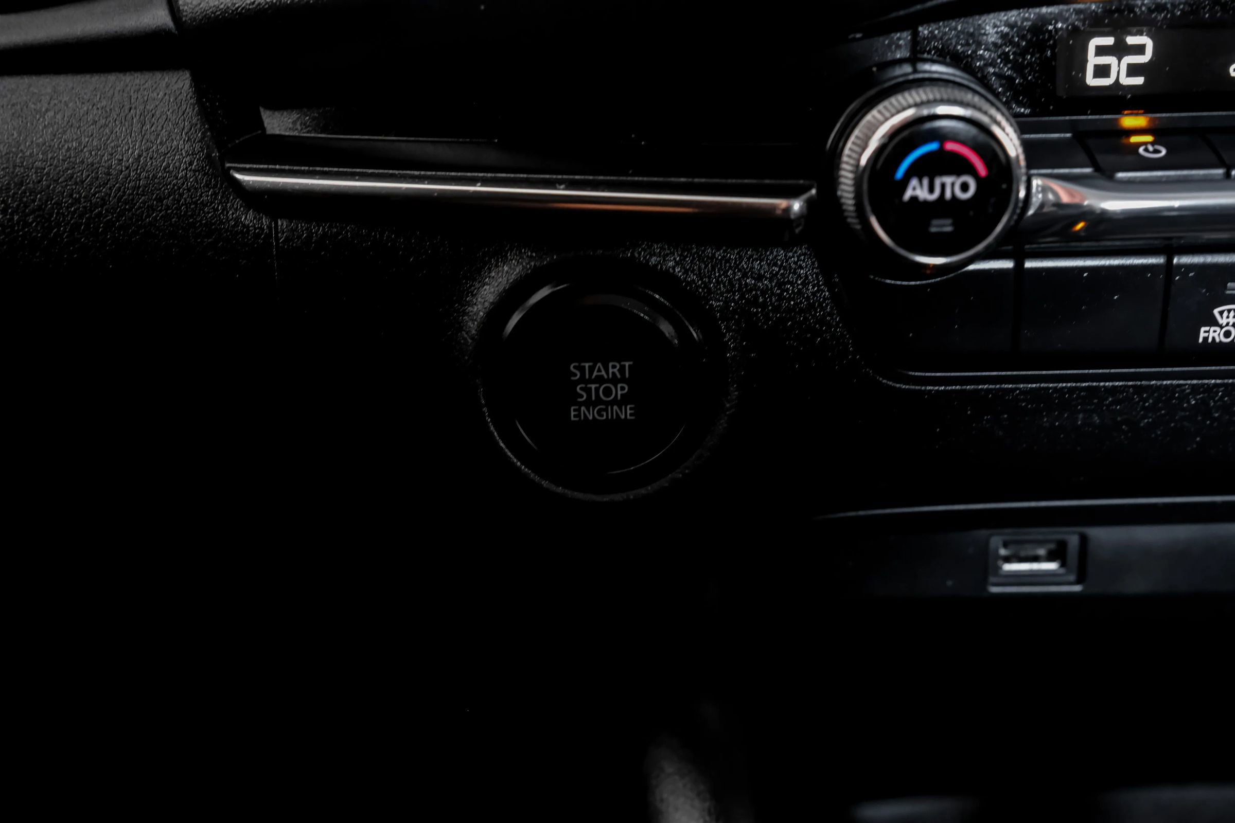 Used 2019 MAZDA MAZDA3 Sedan w/ Select Package image 17