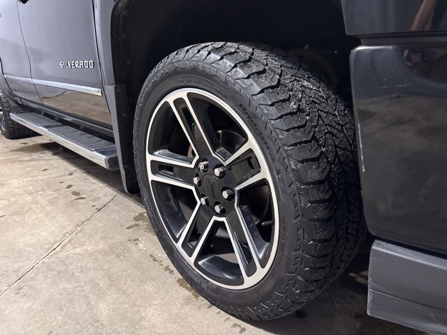 Used 2017 Chevrolet Silverado 1500 LTZ Z71 w/ LPO, Black Pack AWD/4WD image 18