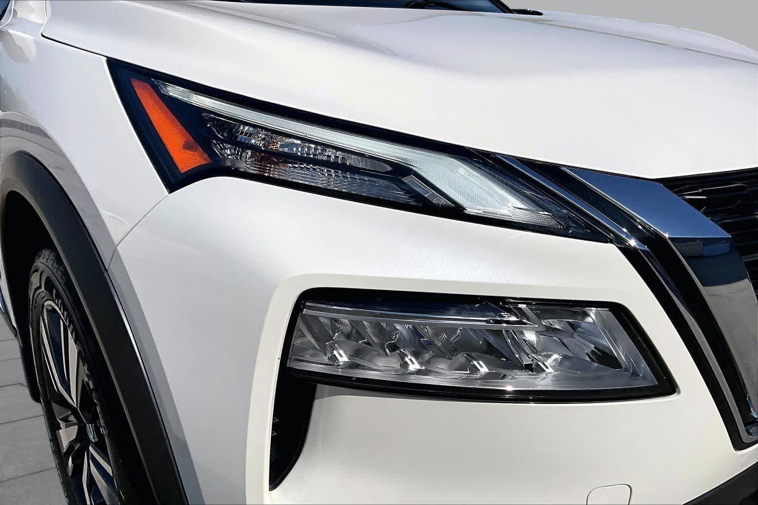 Used 2021 Nissan Rogue SL FWD image 26