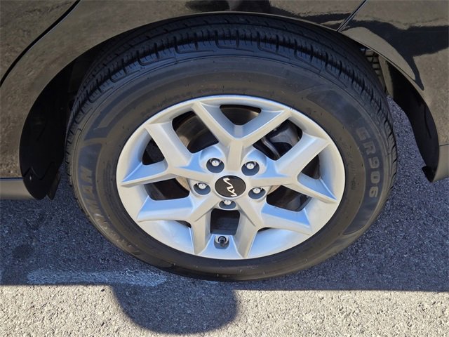 Used 2023 Kia Soul LX w/ LX Technology Package image 10