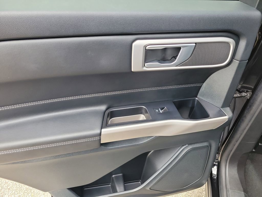 Certified 2023 Ford Explorer XLT w/ Equipment Group 202A image 14