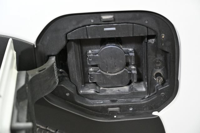 Used 2023 Subaru Solterra AWD image 17