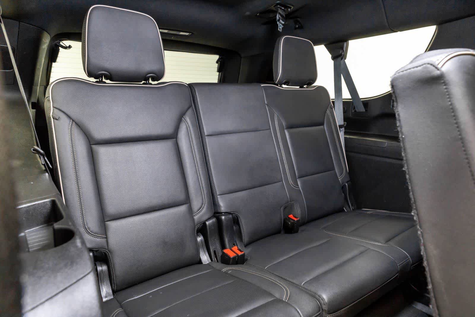Used 2024 Chevrolet Suburban Premier AWD/4WD image 50
