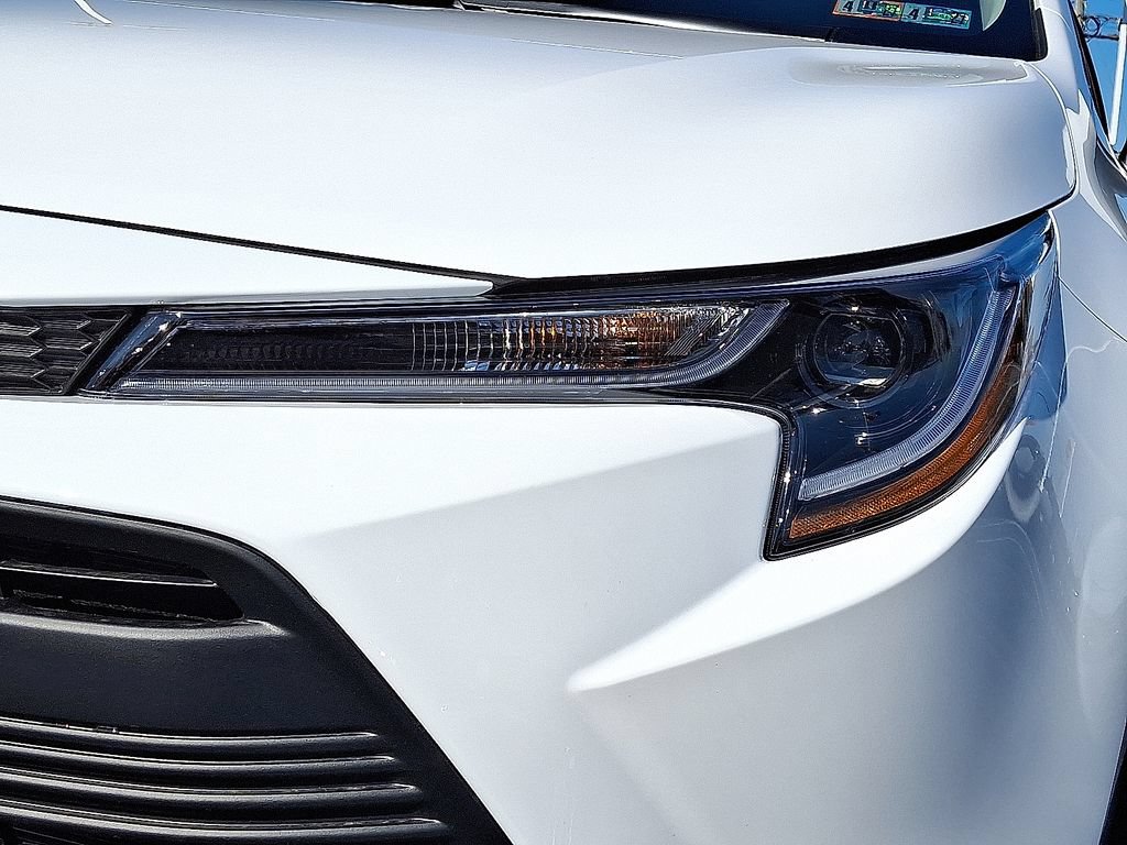 New 2026 Toyota Corolla LE FWD image 11