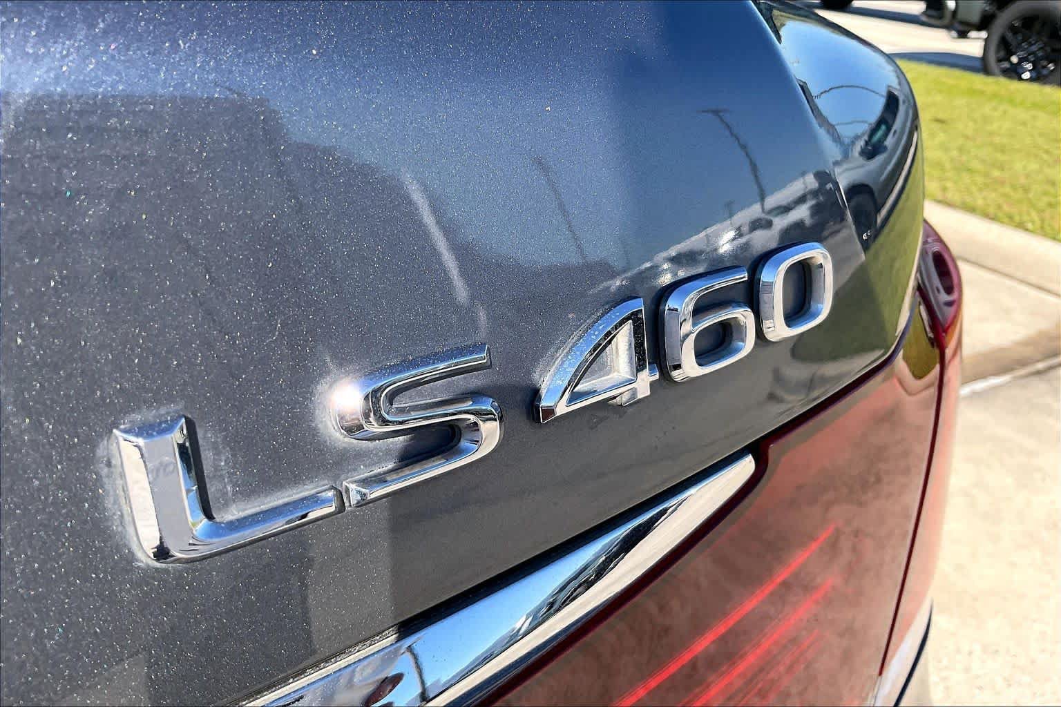 Used 2015 Lexus LS 460 AWD w/ Comfort Package image 10