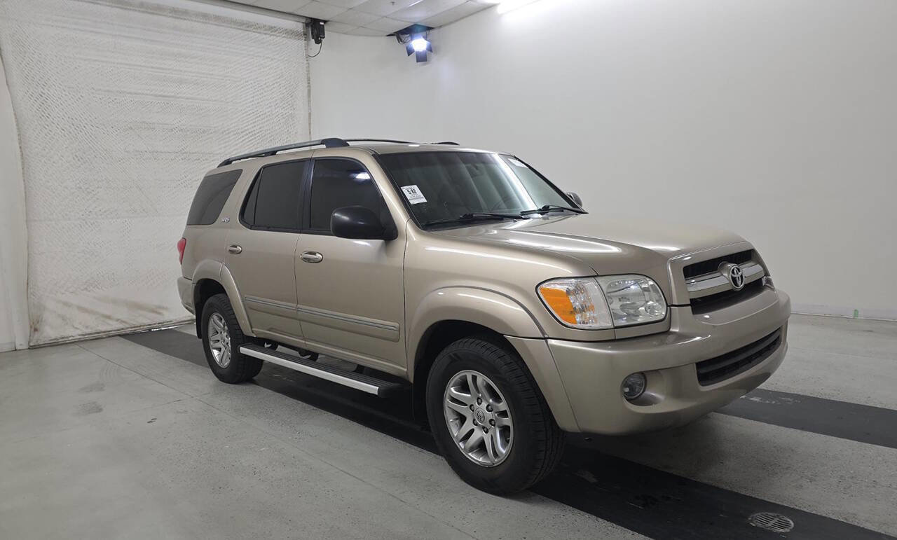 Used 2005 Toyota Sequoia SR5 RWD image 1